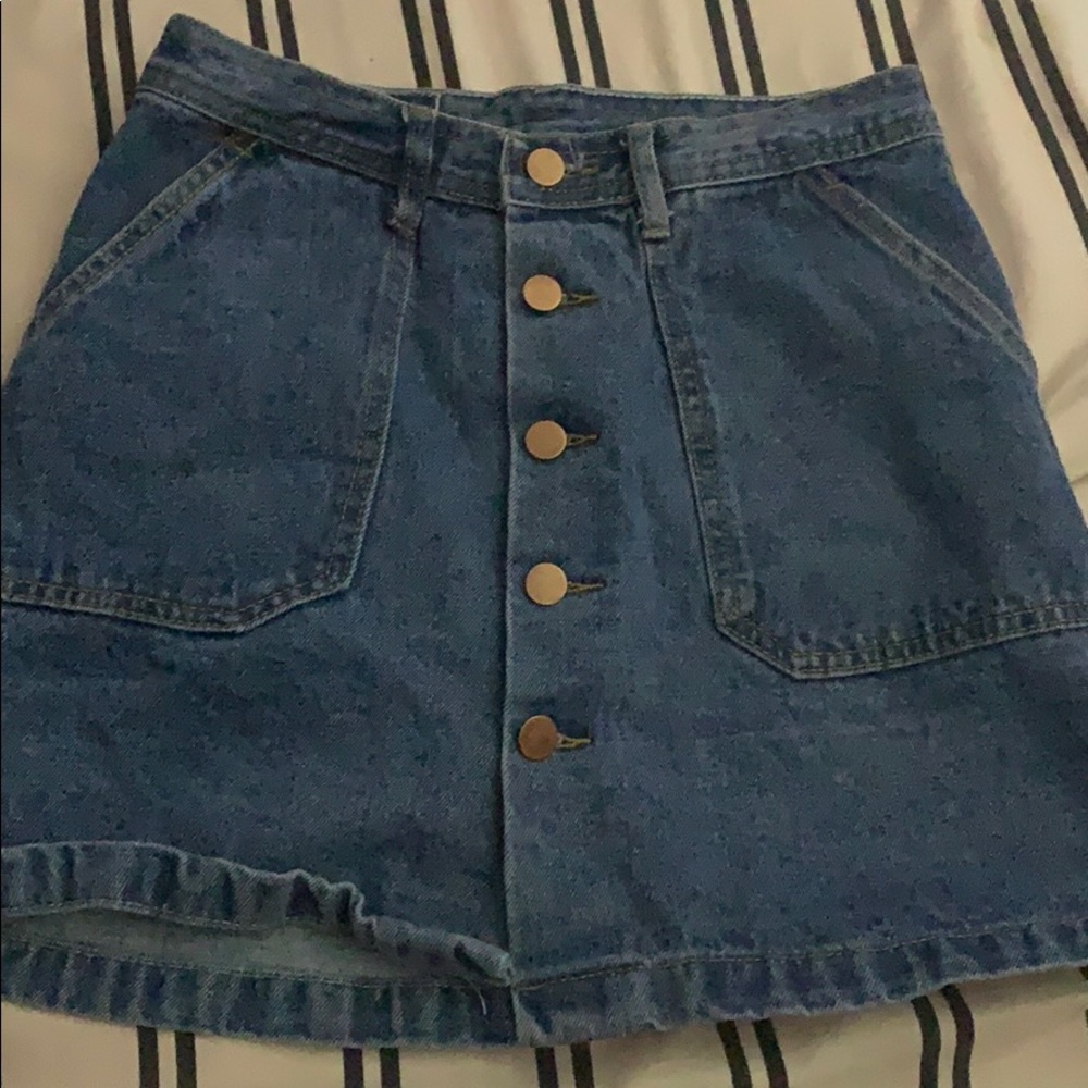 A line button down skirt